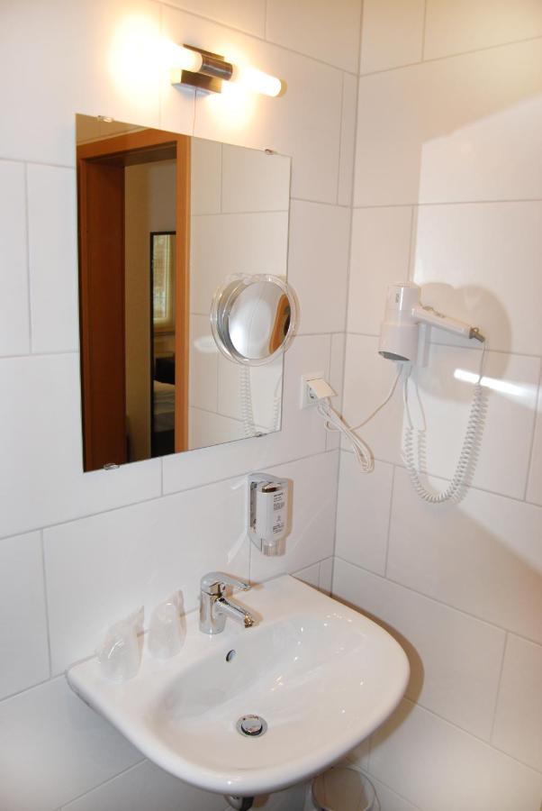 Hotel Rheinischer Hof Erkrath Ngoại thất bức ảnh